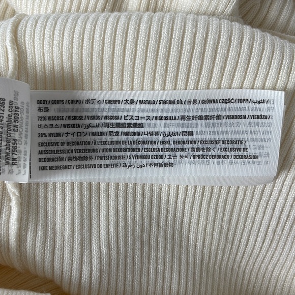 Abercrombie & Fitch - Long Sleeve button up ribbed cardigan V-neck - Size S - Picture 3 of 3